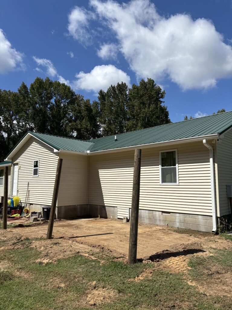 New vinyl siding installed on a North Alabama home